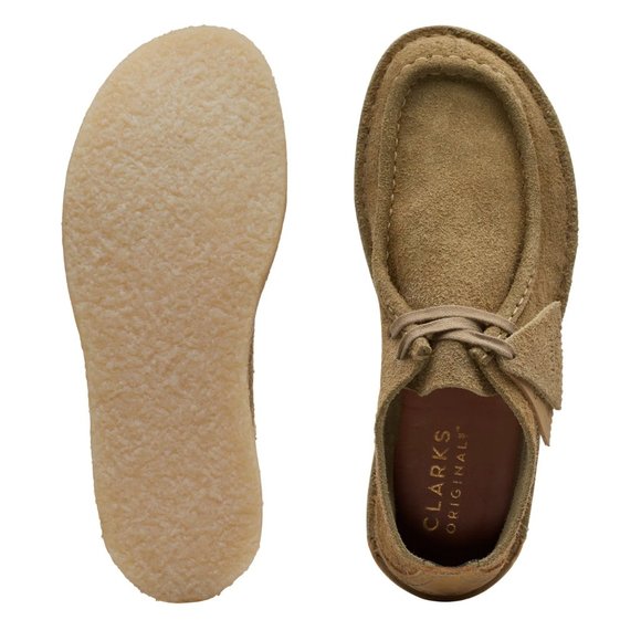 Clarks(r) Desert Nomad khaki suede Boot